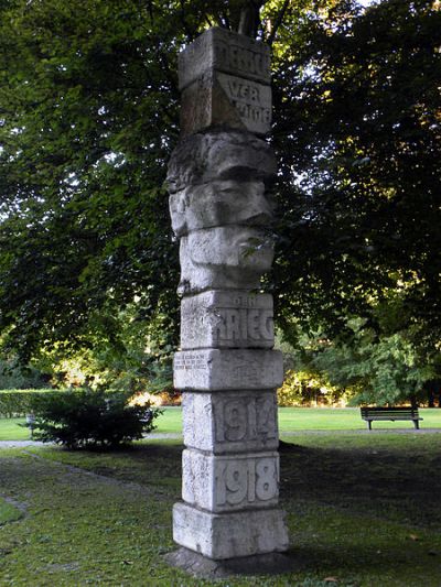 Anti-Oorlog Monument Donawitz #1
