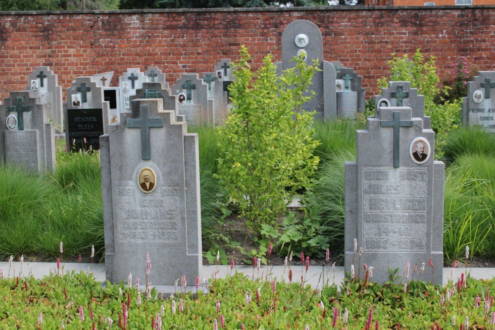 Belgian Graves Veterans Koersel Stal #4