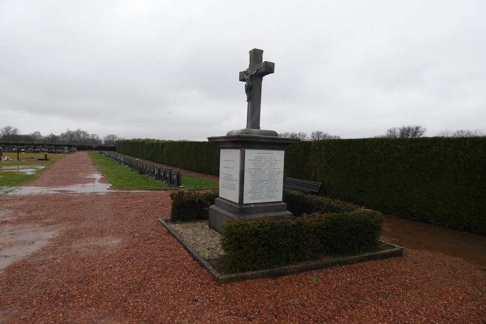 Oorlogsmonument Begraafplaats Haaltert #2