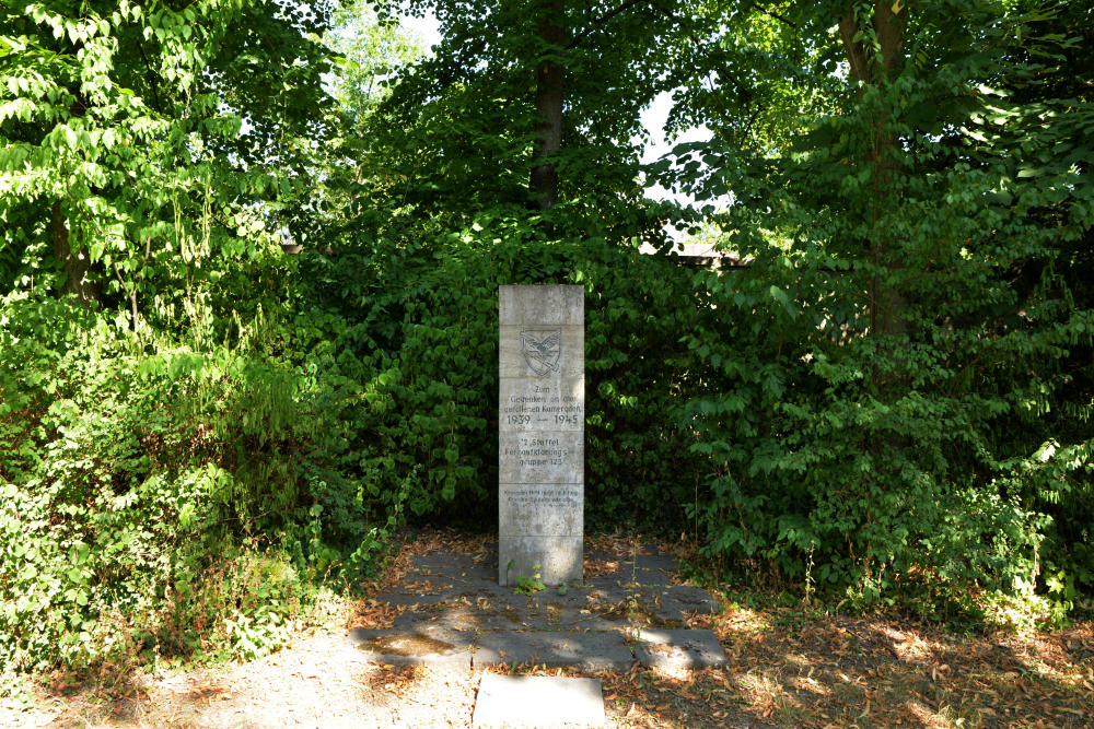 Monument 2. Staffel Fernauflrungsgruppe 123