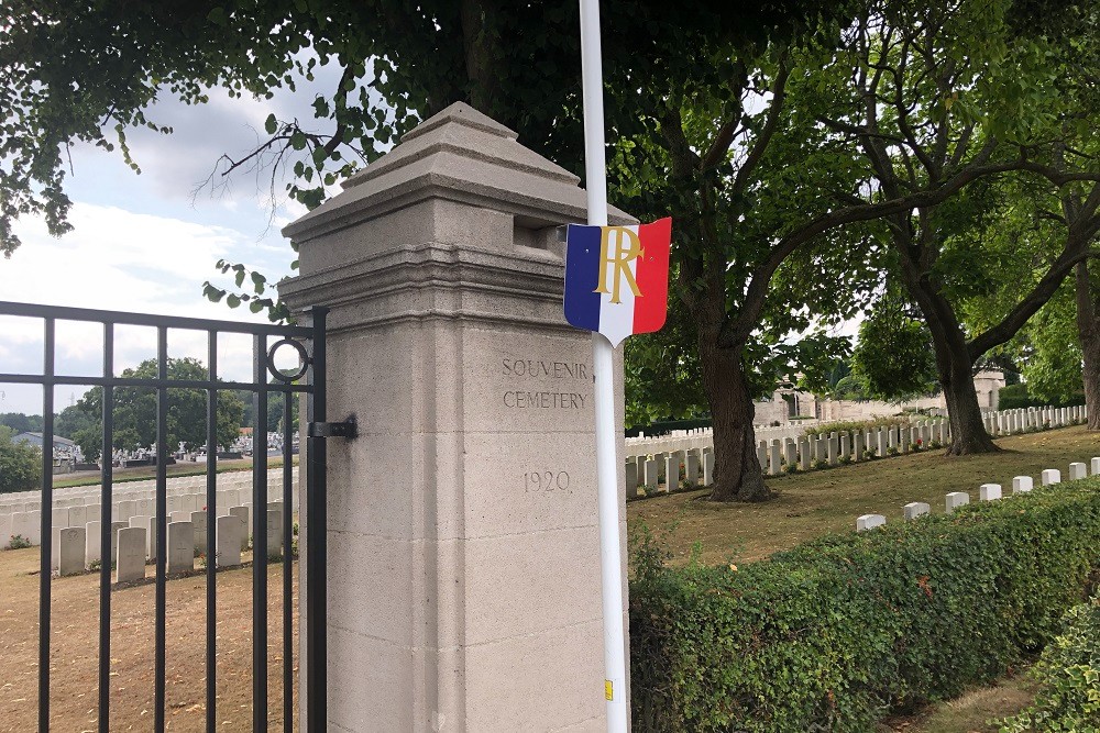 Commonwealth War Cemetery St. Omer Souvenir Longuenesse #5