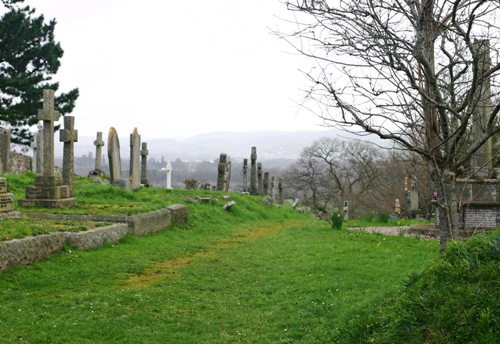 Commonwealth War Graves All Saints Churchyard Extension