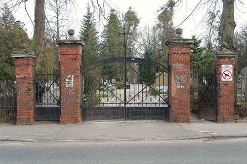Graves Polish War Veteran Oliwa Cemetery #1