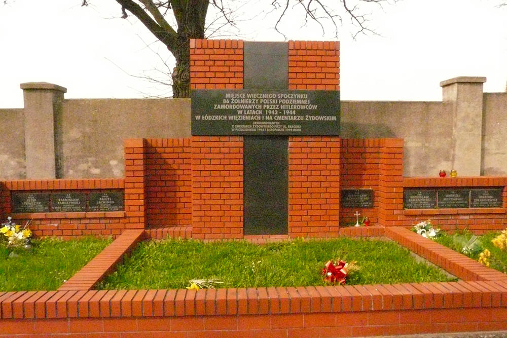Poolse Oorlogsgraven Łodz-Radogoszcz #2