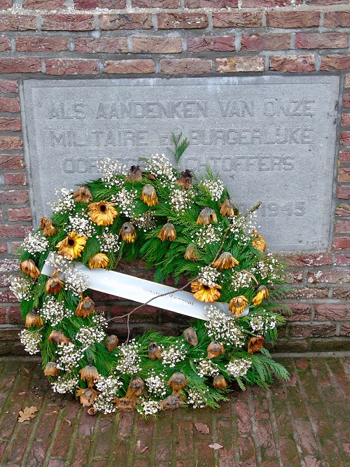 War Memorial Halle-Dorp #2