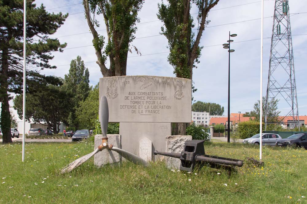 Polish War Memorial Dunkerque #2