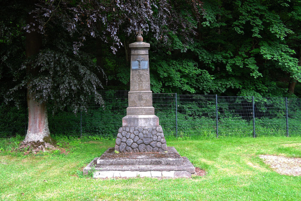 Oorlogsmonument Pfarrgemeinde Gemnd #4