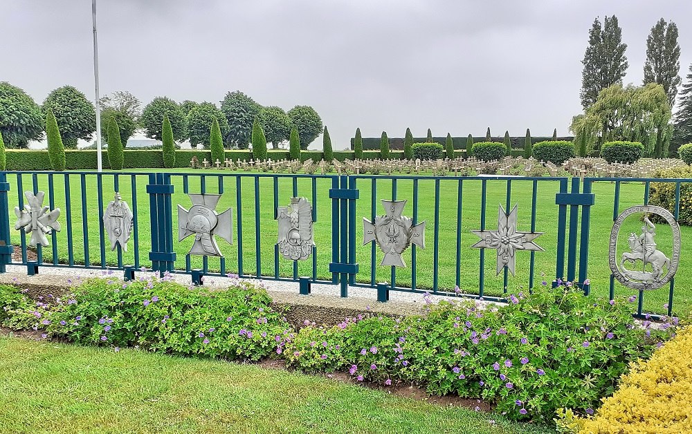 Polish Military Cemetery Grainville-Langannerie #4