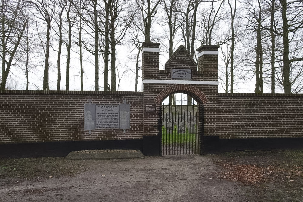 Memorials Jewish Cemetery Elburg