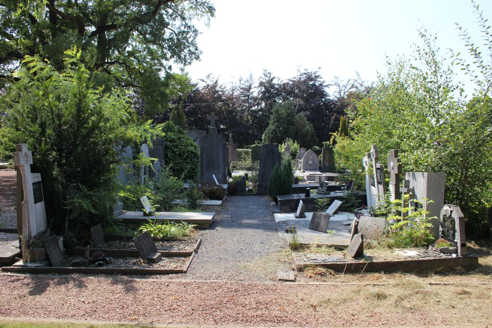 Belgian Graves Veterans Beveren #1