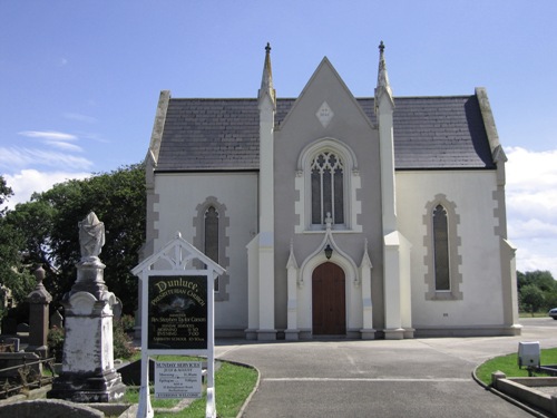 Commonwealth War Graves Dunluce Presbyterian Churchyard