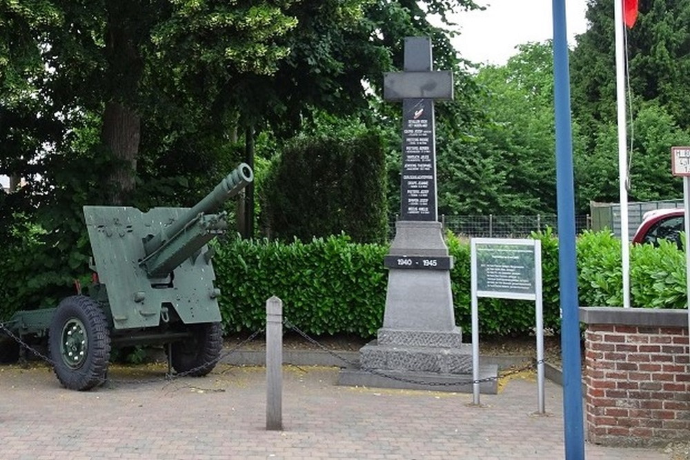 War Memorials Kortenaken #2