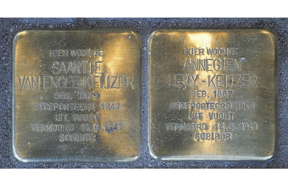 Stolpersteine Bergpoortstraat 3 (nu Kazernestraat 26) #1