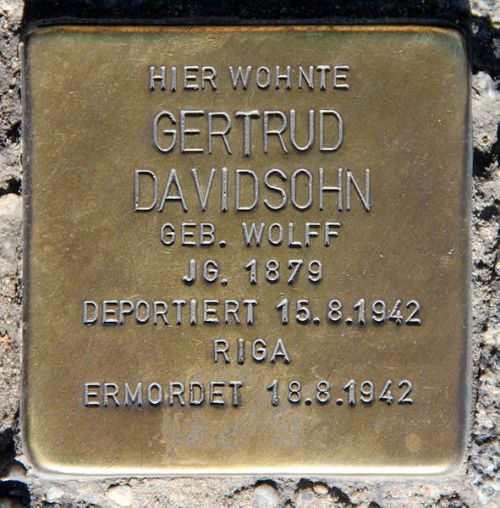 Stolpersteine Grobeerenstrae 1