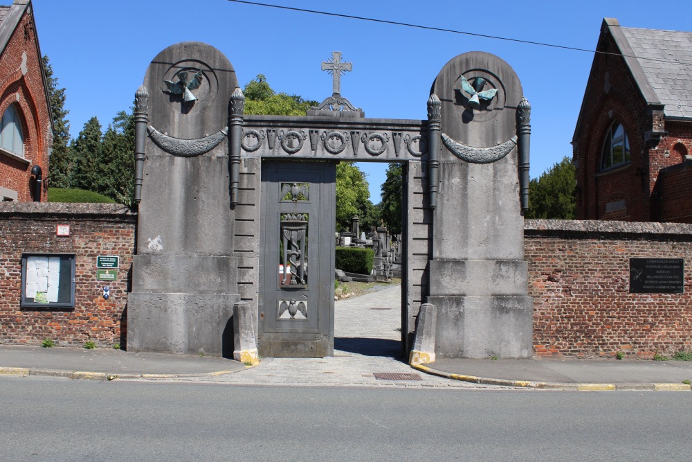 Mons Municipal Cemetery