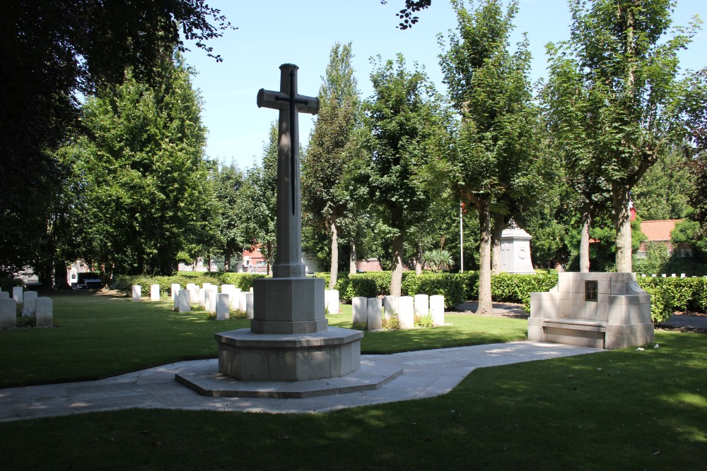 Oorlogsgraven van het Gemenebest Roeselare #3
