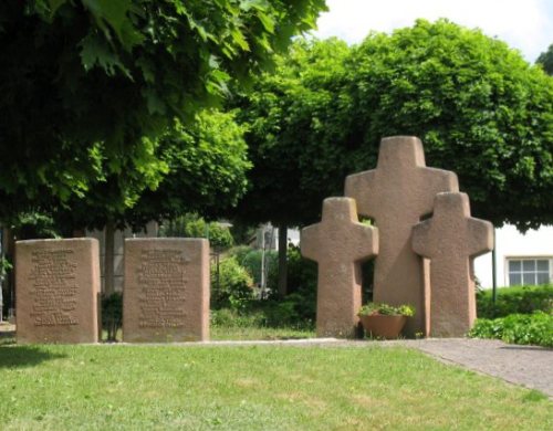 War Memorial Salmtal #2