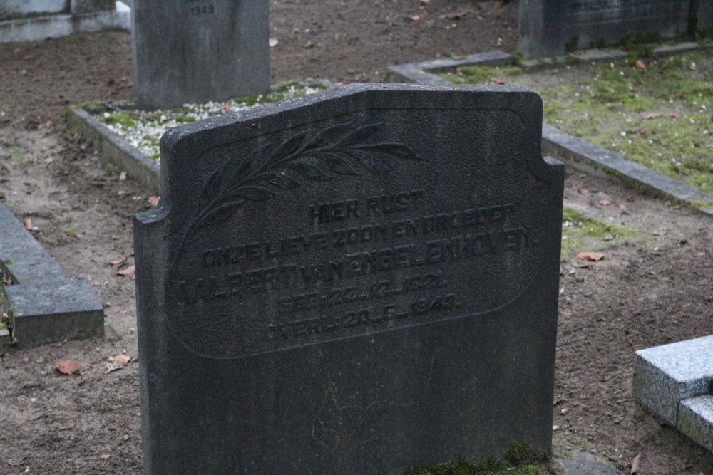 Dutch War Grave Groenekan #3
