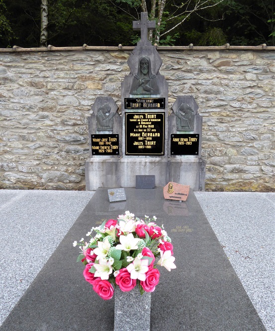 Belgische Oorlogsgraven Opont #2