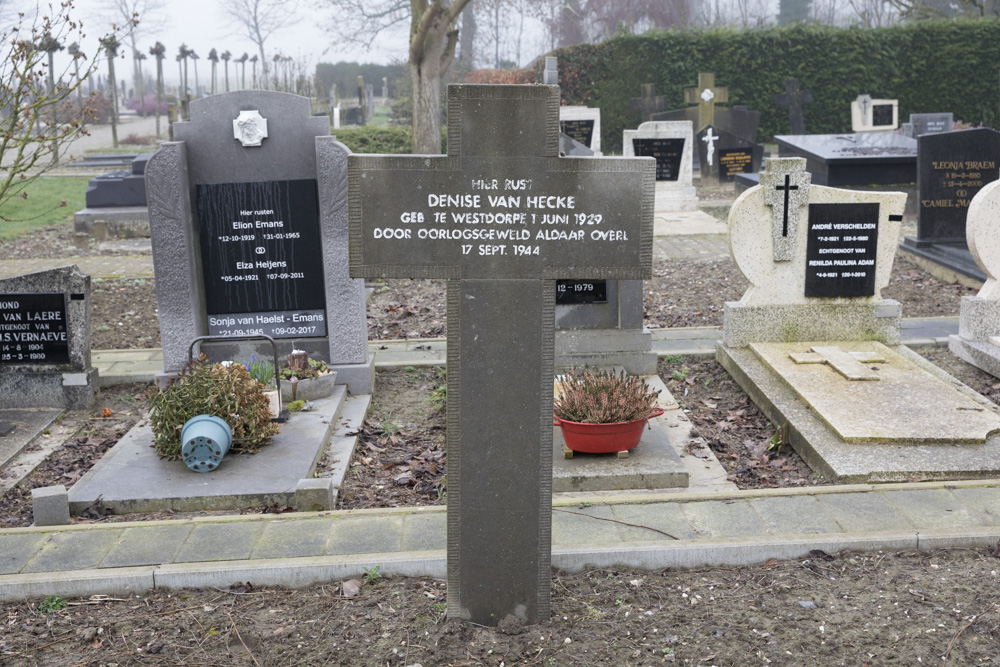 Dutch War Grave Westdorpe #5