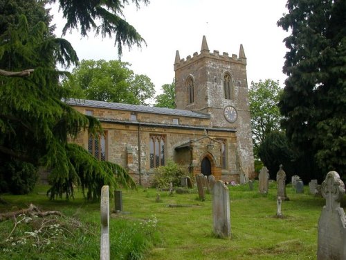 Oorlogsgraf van het Gemenebest St. Edmund Churchyard #1