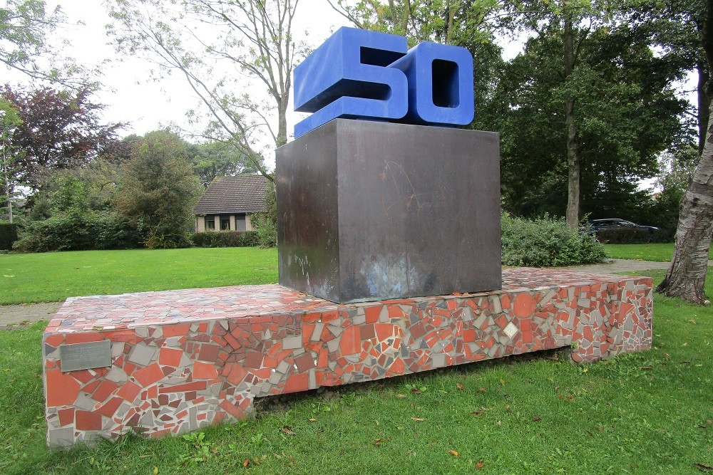 Peace monument Nijkerk #1