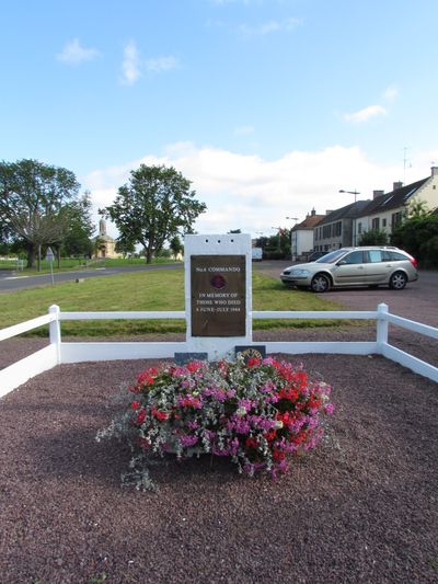 Monument No. 6 Commando Amfreville #1