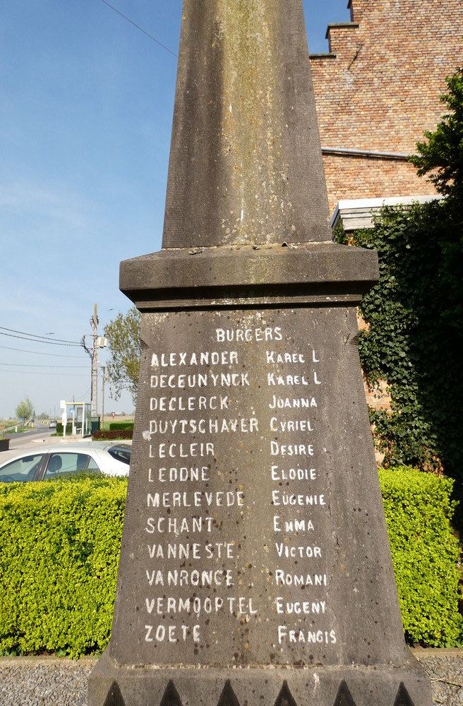 Oorlogsmonument Oudekapelle #2