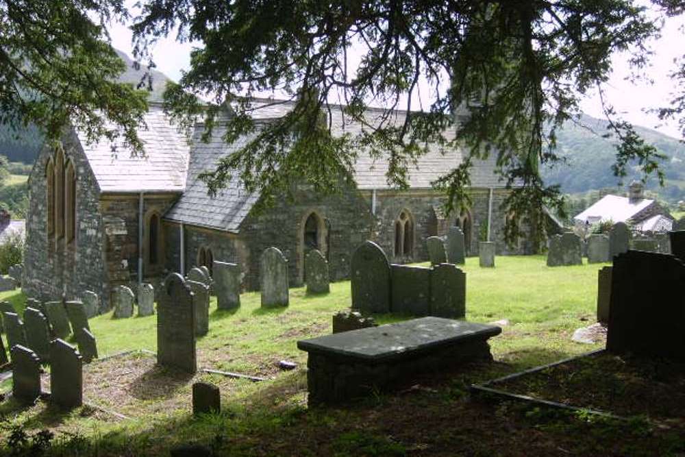 Commonwealth War Graves St. Machraeth Churchyard #1