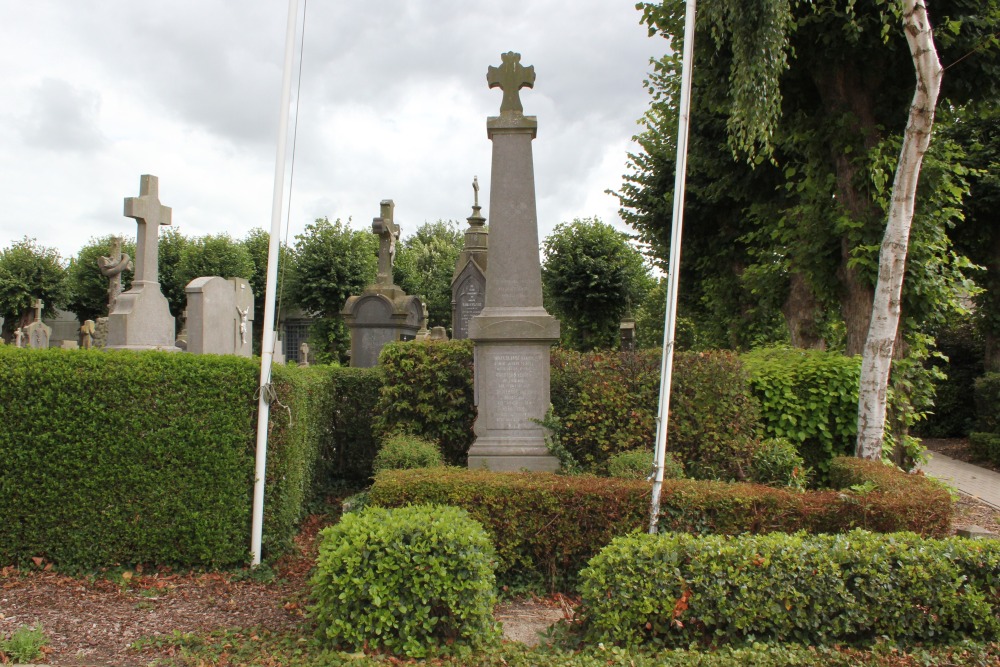 War Memorial Hoogstade