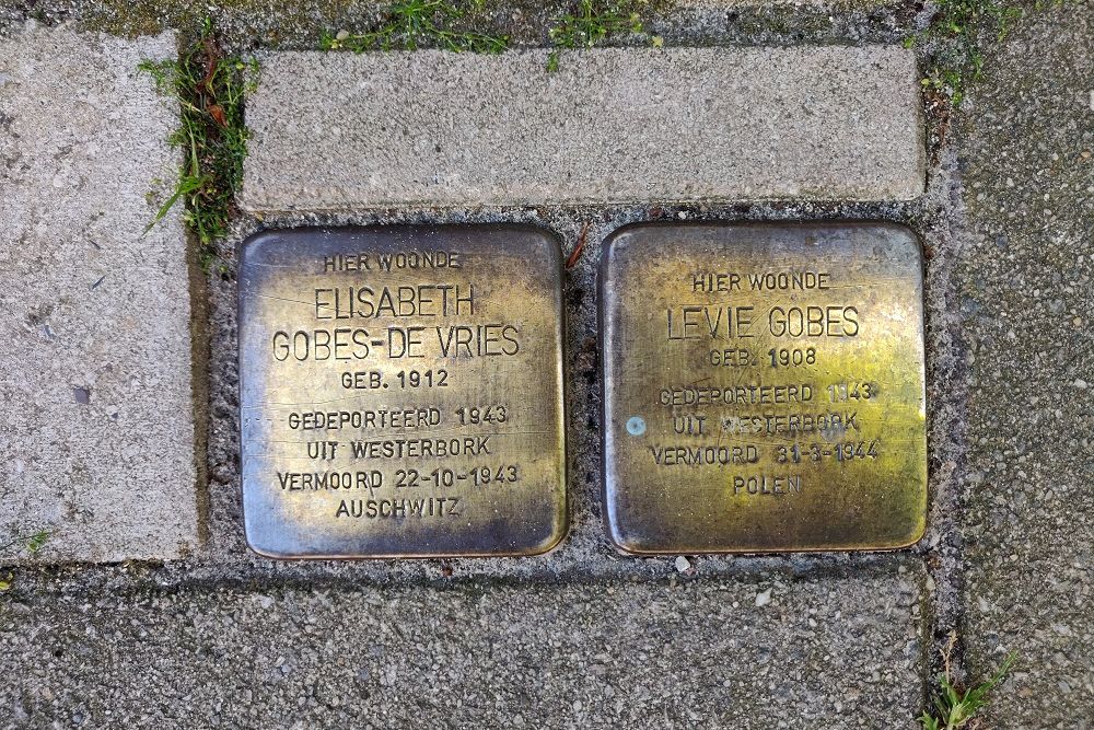 Stolpersteine Boterdiepstraat 43-l