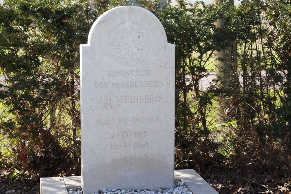 Dutch War Graves De Wilgenhof Hoofddorp #4