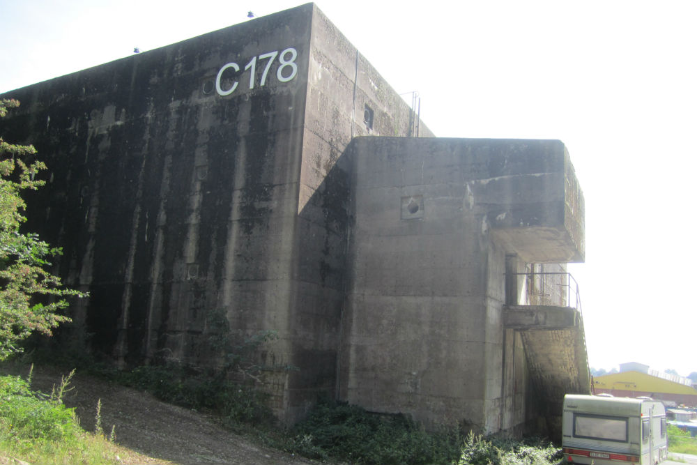 Bunkers Vulkan Shipyard #4