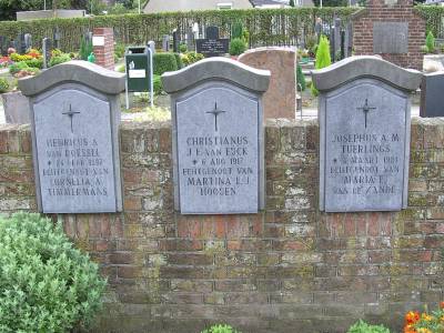 Gezamenlijk Graf Oorlogsslachtoffers Rooms Katholieke Begraafplaats Hasselt Tilburg #3