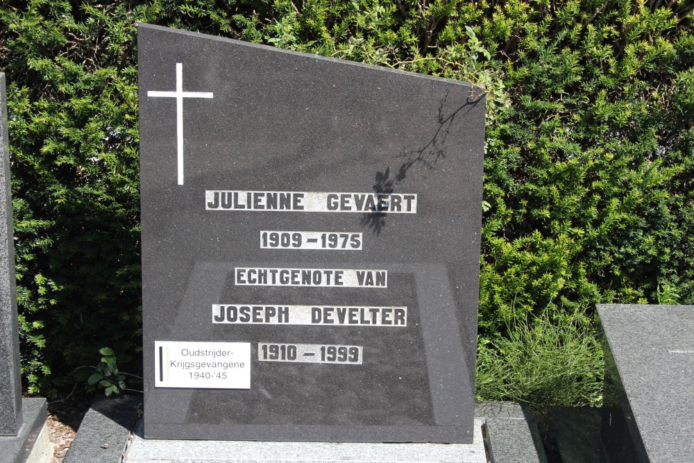 Belgian Graves Veterans Jabbeke Cemetery #1