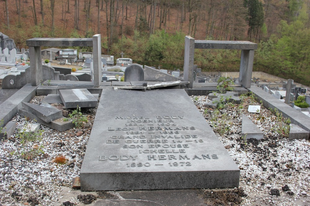 Veteran War Graves Spa #5