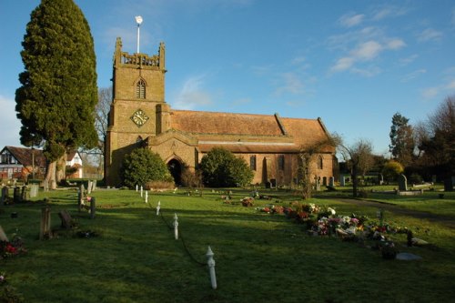 Commonwealth War Graves Christ Church Churchyard