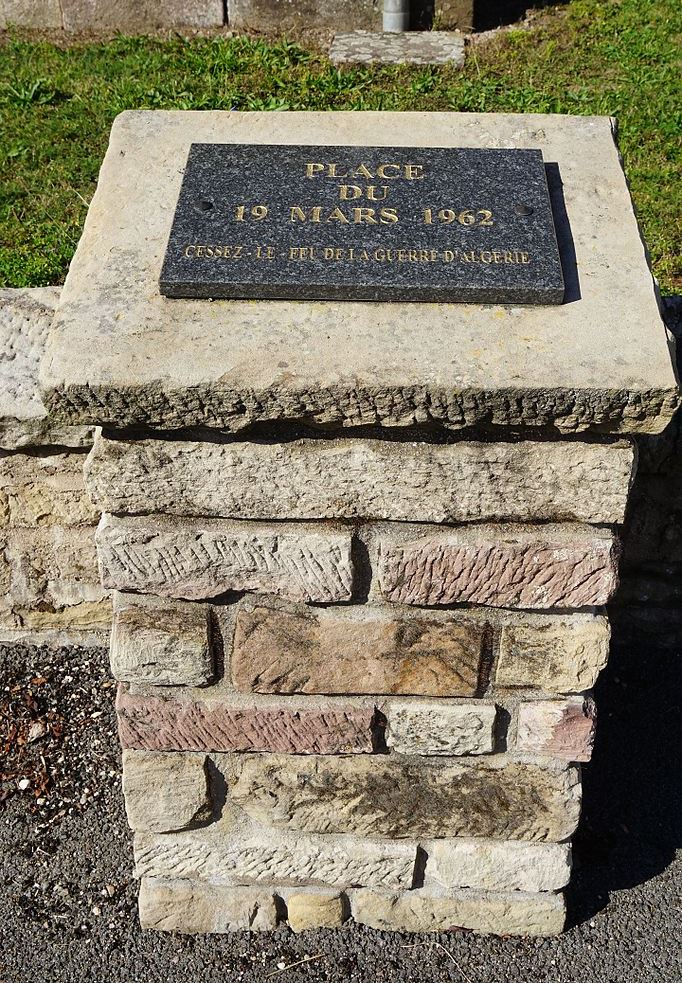 Monument Einde Algerijnse Oorlog Magnivray #1