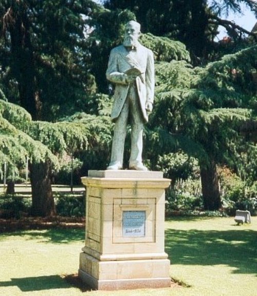 Statue of Francis William Reitz Jr.