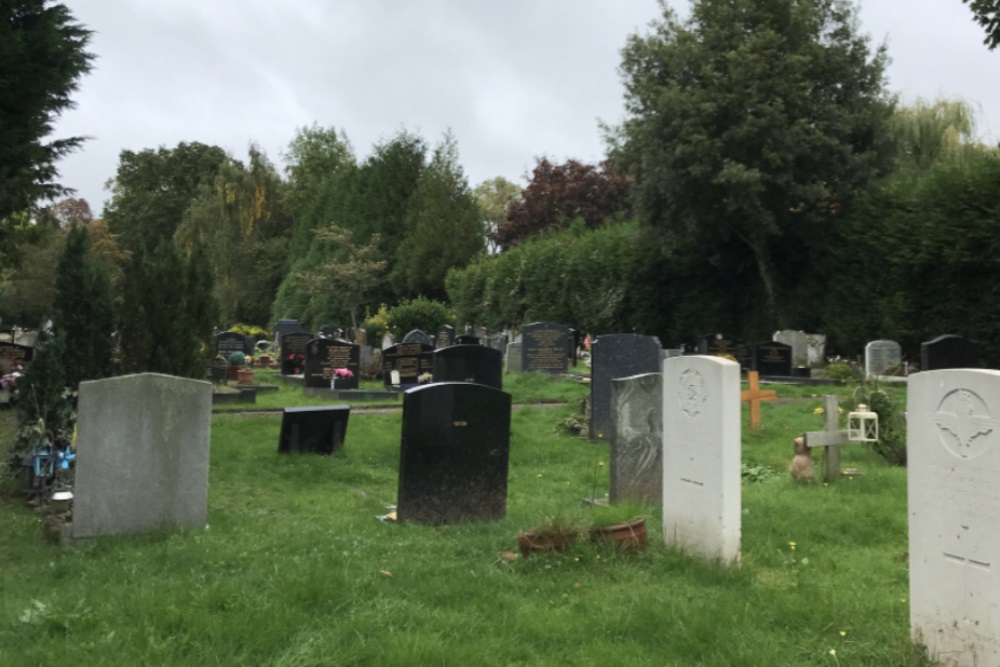 Oorlogsgraven van het Gemenebest Burvale Cemetery