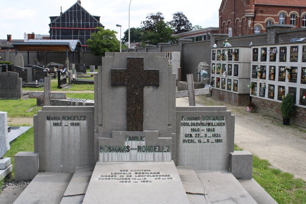 Belgische Graven Oudstrijders Leopoldsburg #1