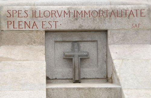 Oorlogs- en Grafmonument Coulmiers #5