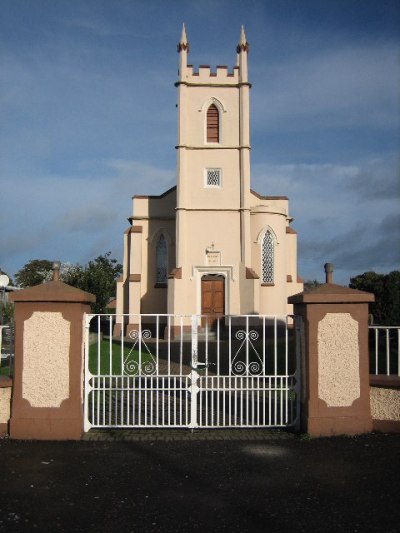 Commonwealth War Grave Crumlin Presbyterian Churchyard