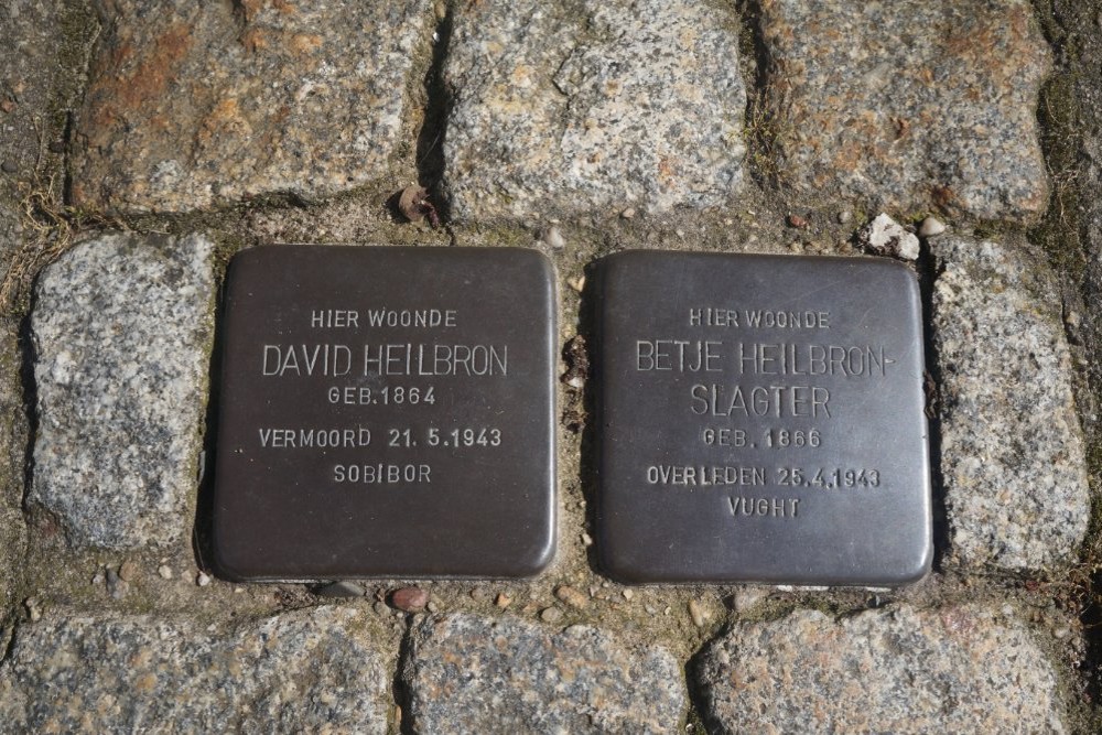 Stolpersteine Kastanjelaan 7