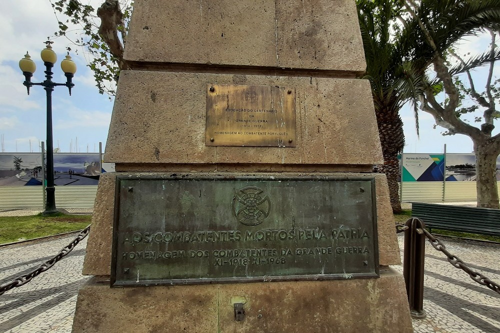 Oorlogsmonument Funchal #2