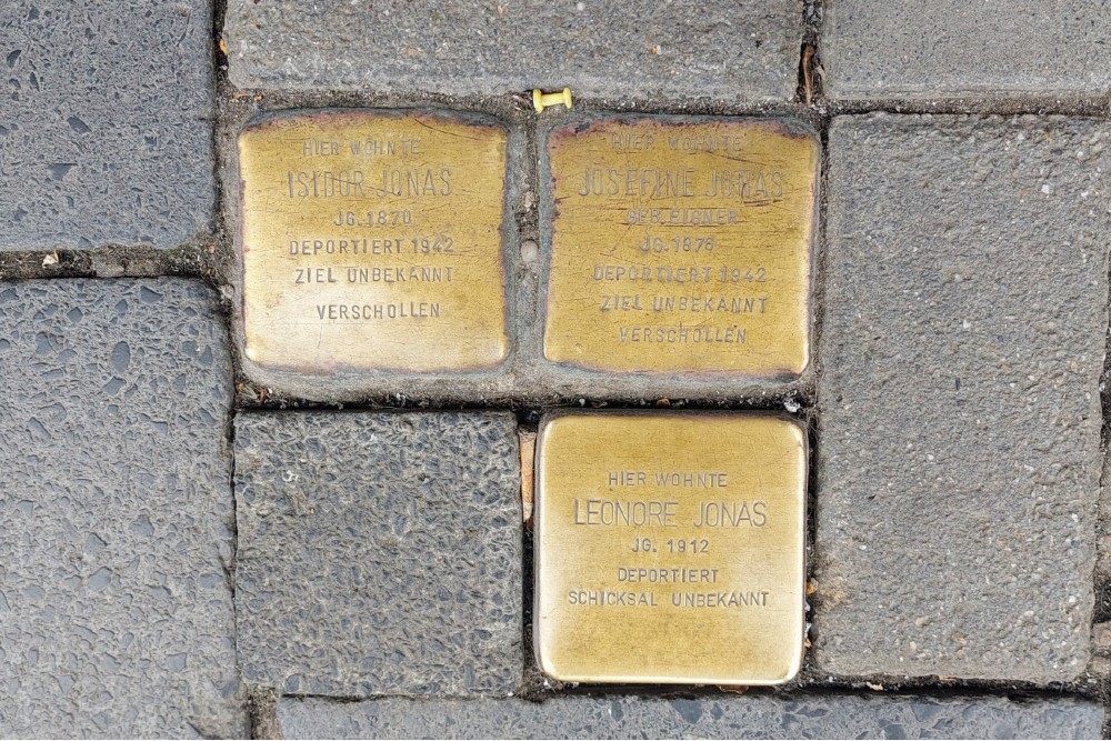 Stolpersteine Schlossstraße 32 #1
