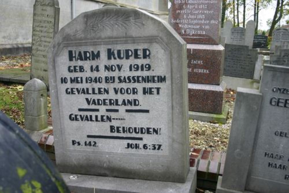 Dutch War Grave Tjamsweer