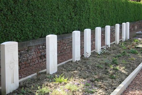 Commonwealth War Graves Hondeghem