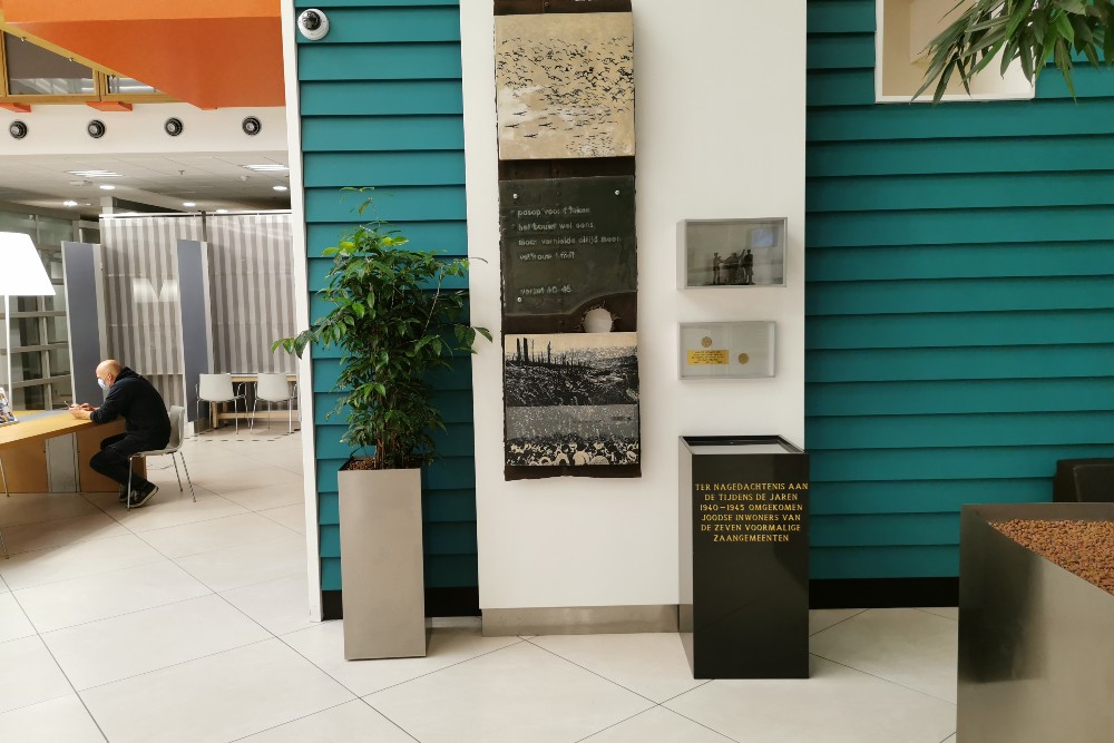 Monument Replica Februaristaking Stadhuis Zaandam