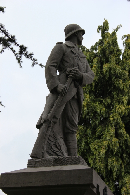 War Memorial Les-Rues-Des-Vignes #3